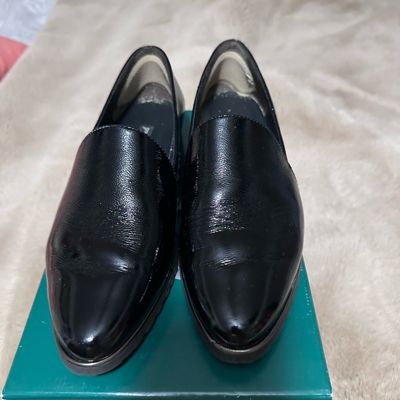 Paul Green Uptowm Sleek Black Womem’s Crinkle Loafers 7.5 - Picture 2 of 8